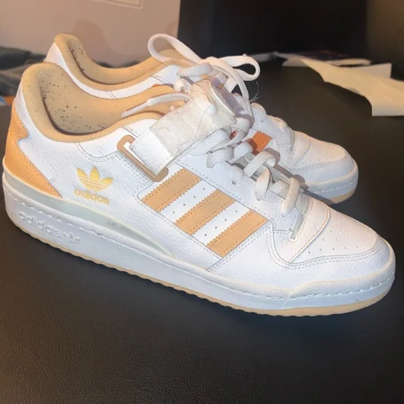 adidas gazelle silver green womens Vintage Adidas Sneakers Women's US 5 – dla dushy main image 1